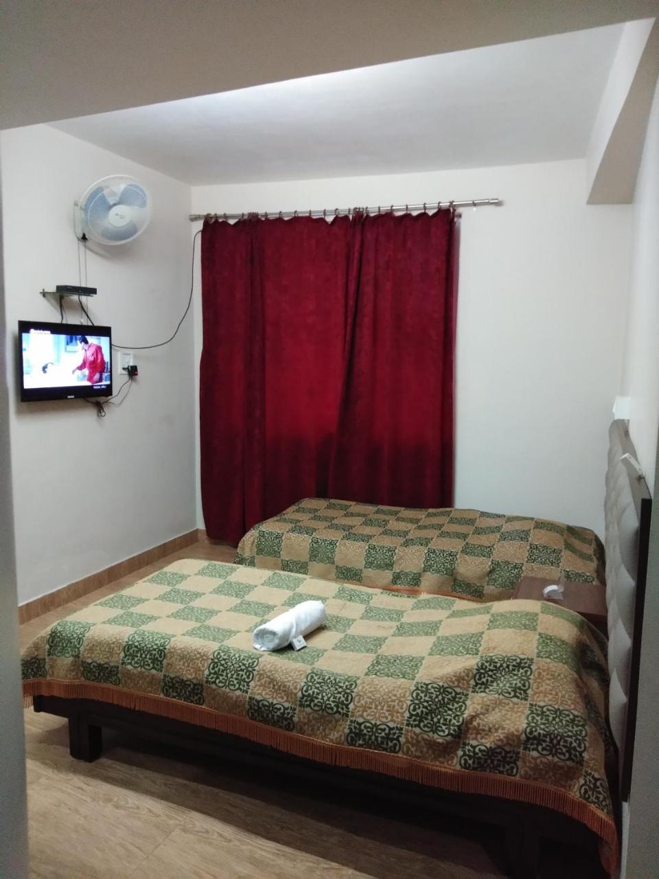 Hotel Pine Kohima Luaran gambar