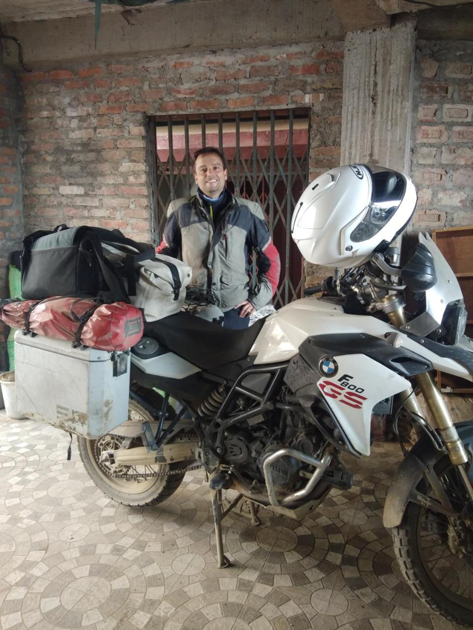 Hotel Pine Kohima Luaran gambar
